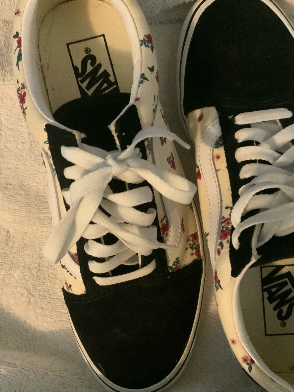 Vans Women’s Black & White Floral Old Skool Sneakers